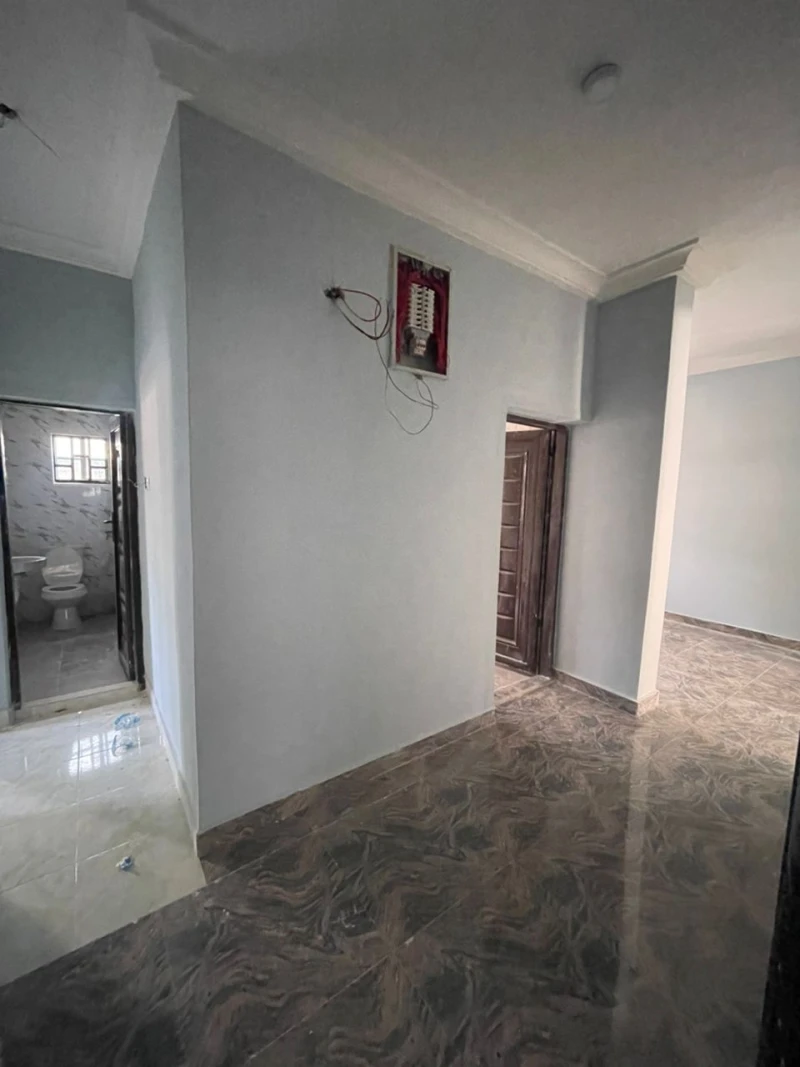 2 Bedroom Flat for Rent in Ikot ekpene road, Akwa Ibom - Image 6