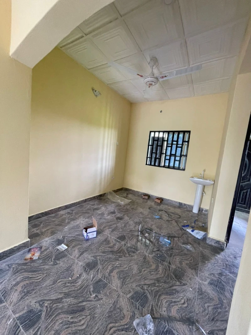 2 Bedroom Flat for Rent in Ikot ekpene road, Akwa Ibom - Image 1