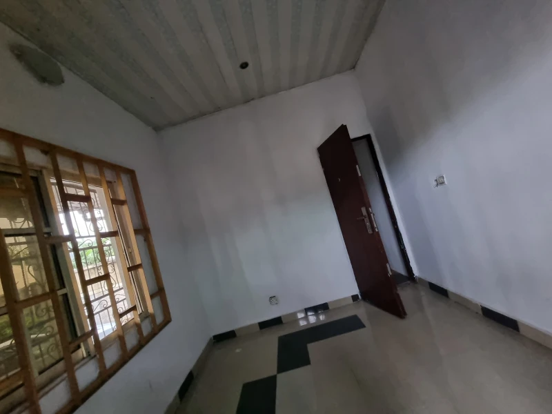 1 Bedroom Flat for Sale in Ekpiri nsikara , off nwaniba, Akwa Ibom - Image 3