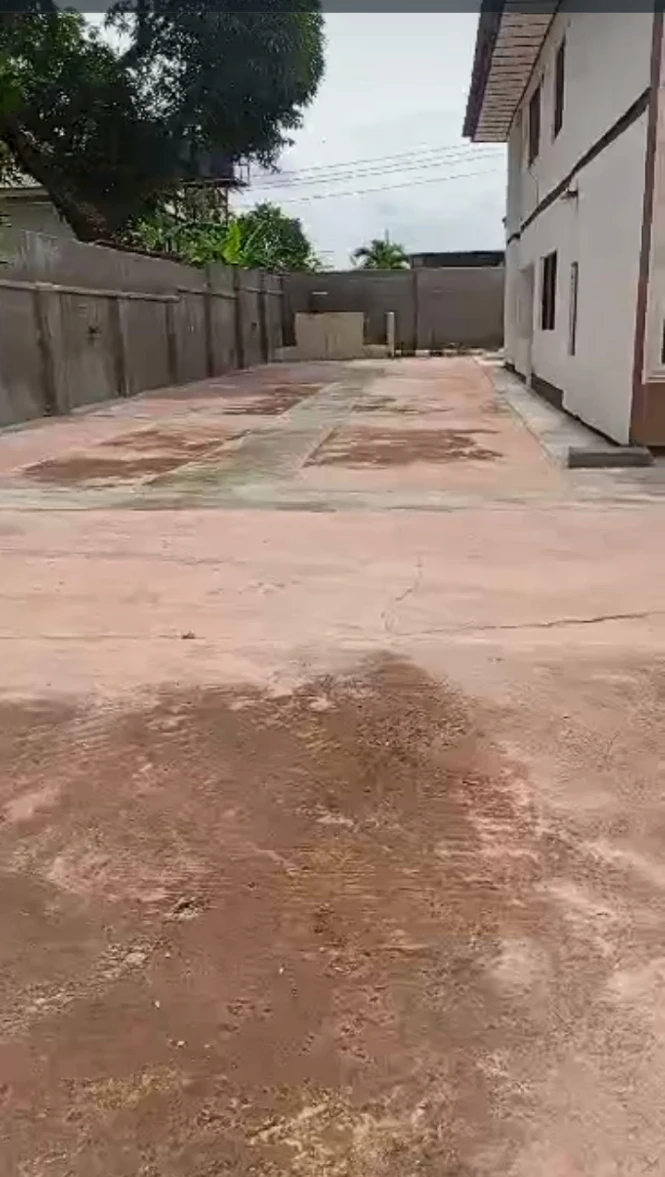 Duplex for Sale in Ewet housing estate, Akwa Ibom - Image 4