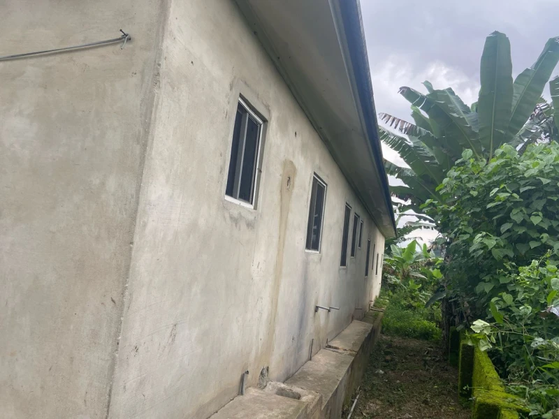 Bungalow for Sale in Ikpa road, Akwa Ibom - Image 2