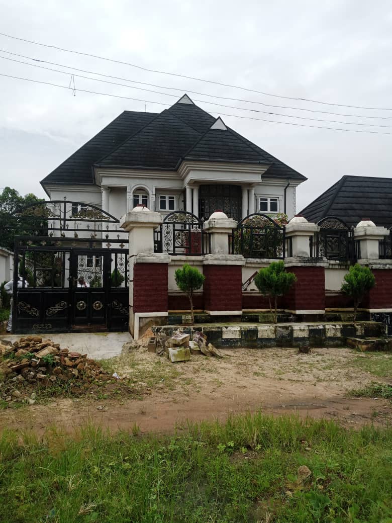 Hotel for Sale in Abak main town, Akwa Ibom cover picture