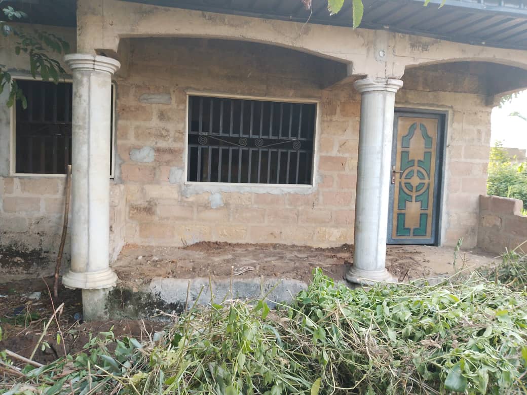 Bungalow for Sale in Ibesikpo ,close to Nung oku junction, Akwa Ibom