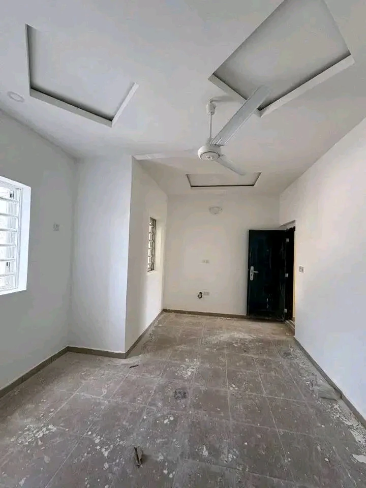 SelfContain for Rent in New stadium road by major, Akwa Ibom cover picture