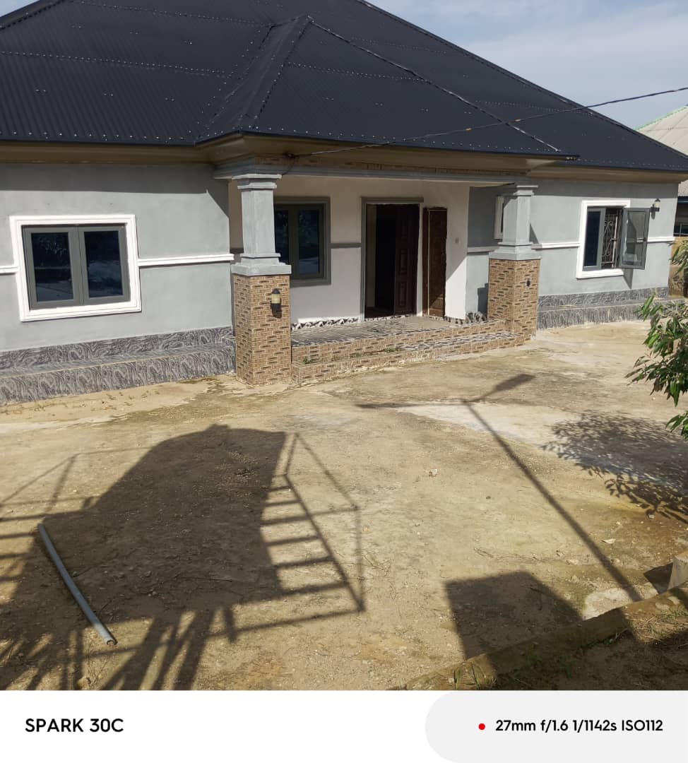 Bungalow for Sale in Ekpri nsukara, Akwa Ibom