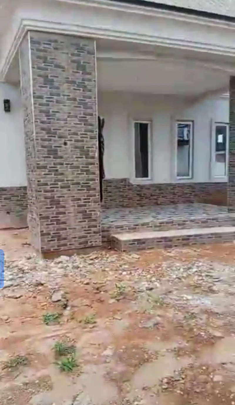 Bungalow for Sale in Between ulo and Rehoboth city, Delta - Image 1