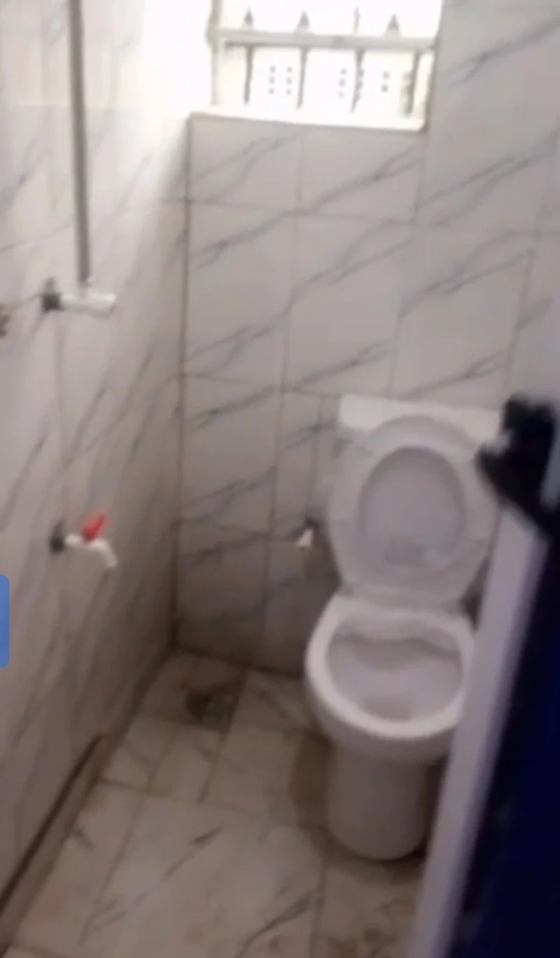 SelfContain for Rent in Okpanam, Delta - Image 1