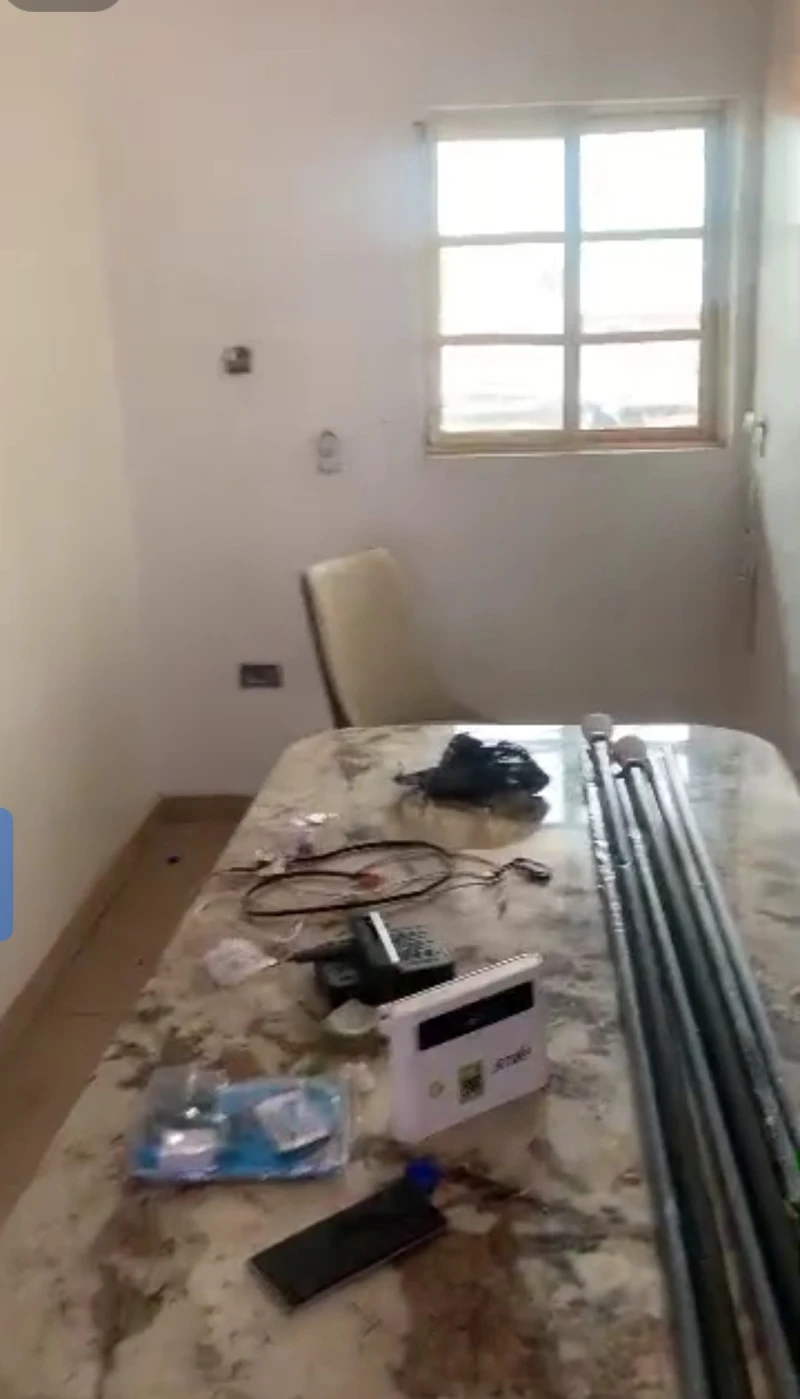 2 Bedroom Flat for Rent in Koka axis back of Total, Delta - Image 3