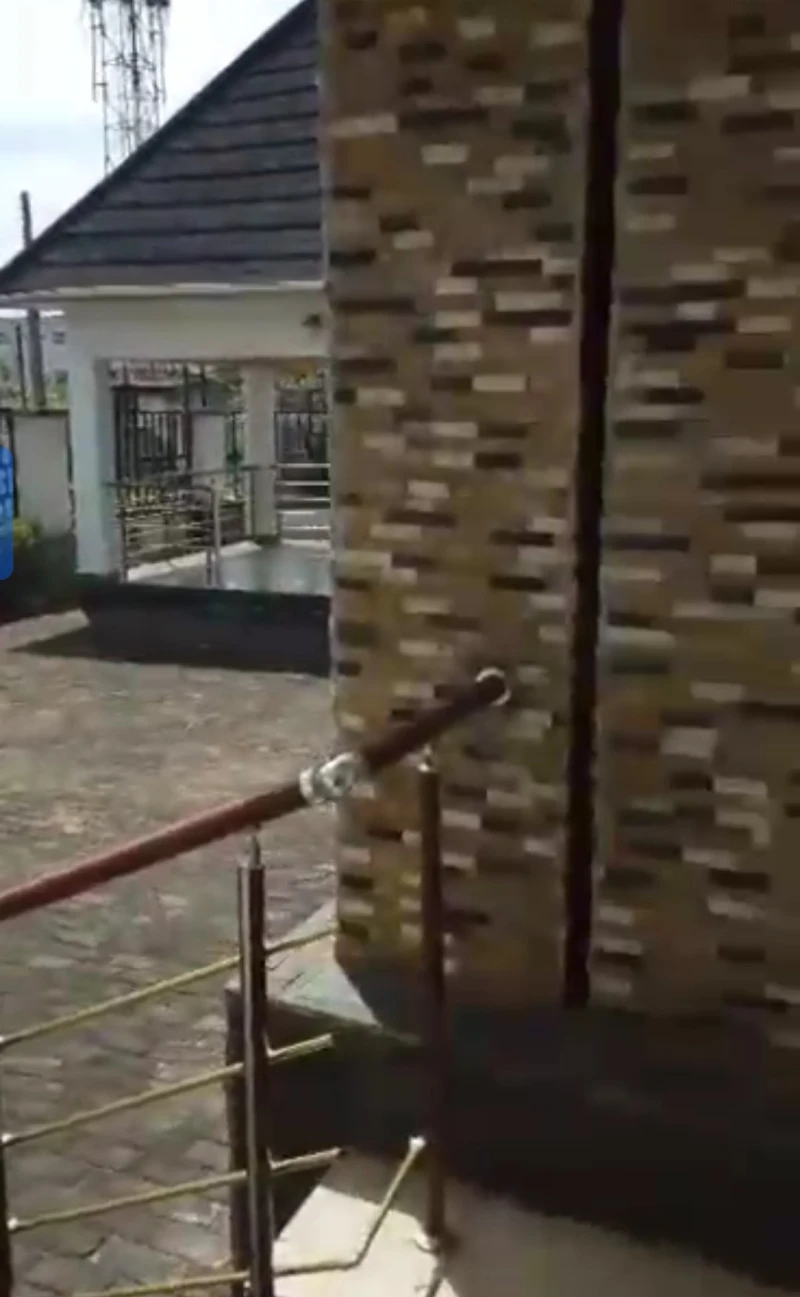 3 Bedroom Flat for Rent in Between surmit and DBS ROAD, Delta - Image 3