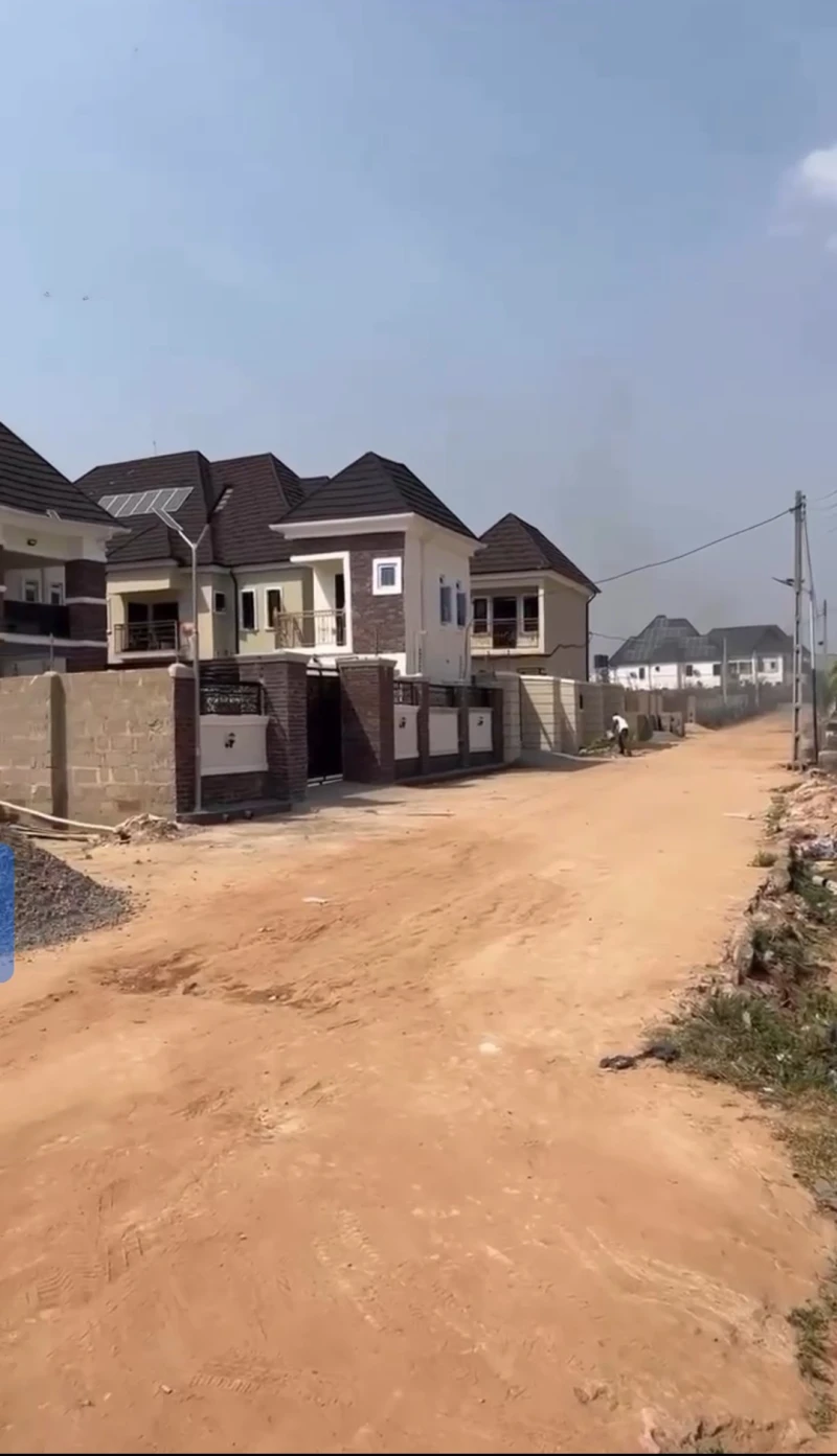 Land for Sale in Golden estate, Jeff isuzor rd, Delta - Image 5