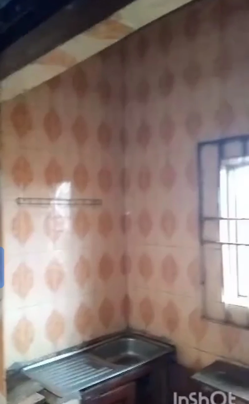 1 Bedroom Flat for Rent in Okpanam bypass, Delta - Image 2