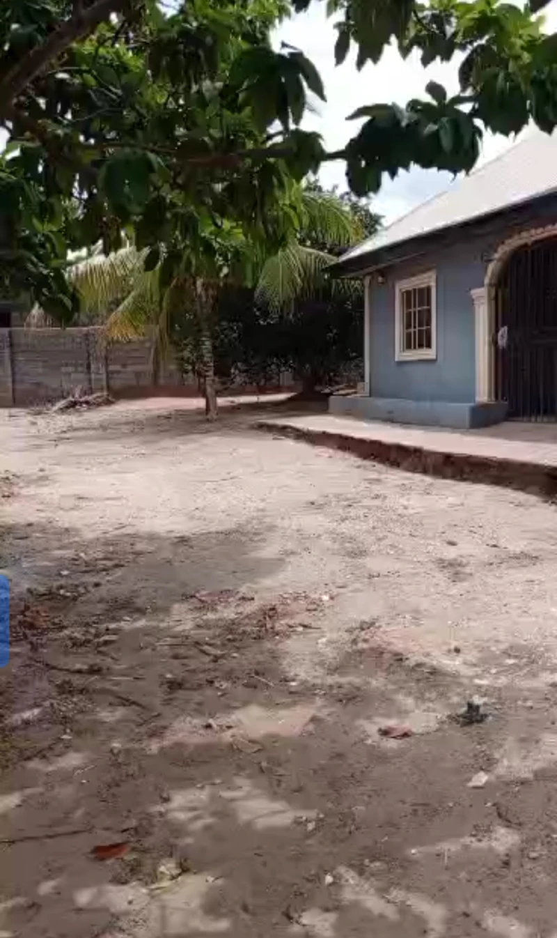 Land for Sale in Redeem road, Okpanam, Delta - Image 2