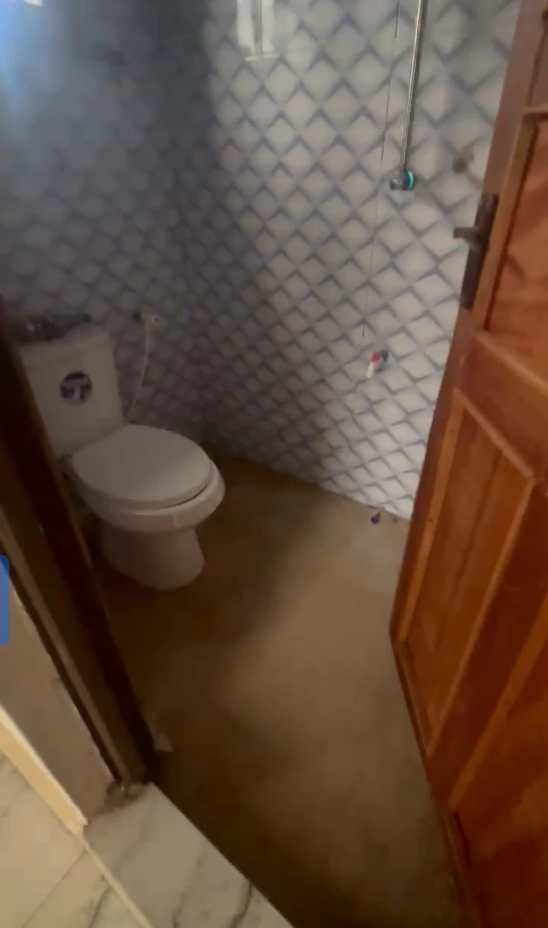 2 Bedroom Flat for Sale in Okpanam city gate, Delta - Image 1