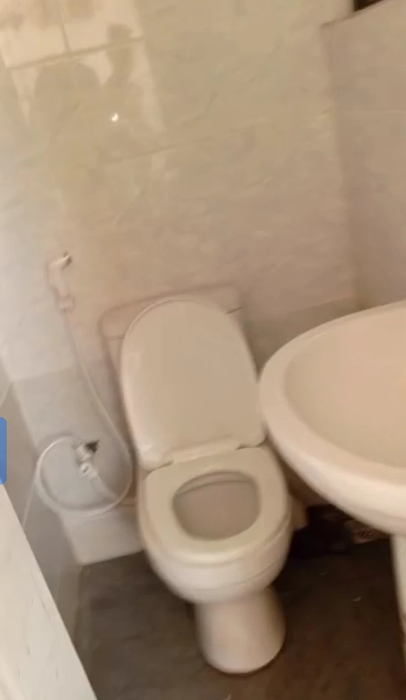 2 Bedroom Flat for Rent in Eagle square, Delta - Image 3