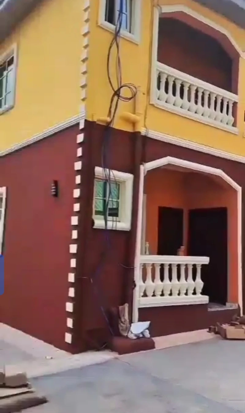 3 Bedroom Flat for Sale in Okpanam town, Delta - Image 6