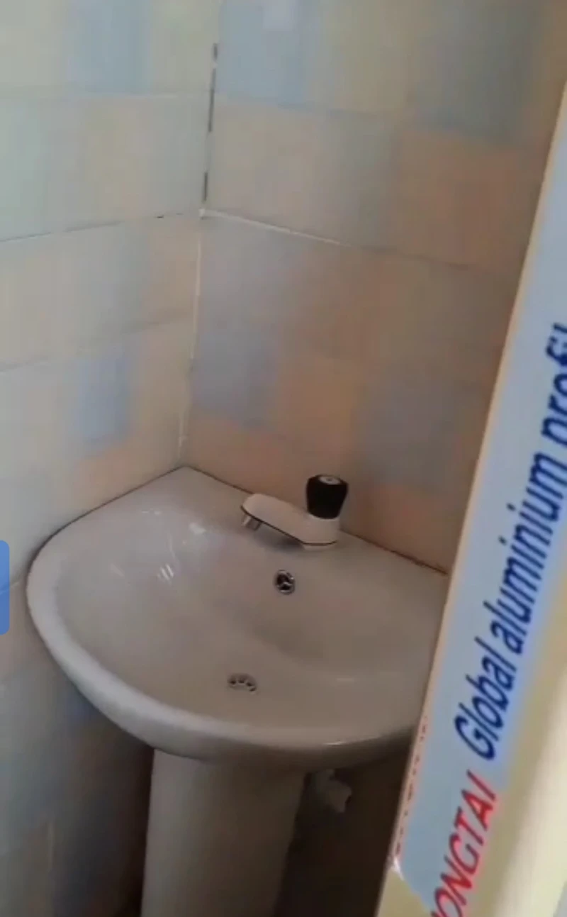 3 Bedroom Flat for Sale in Okpanam town, Delta - Image 2
