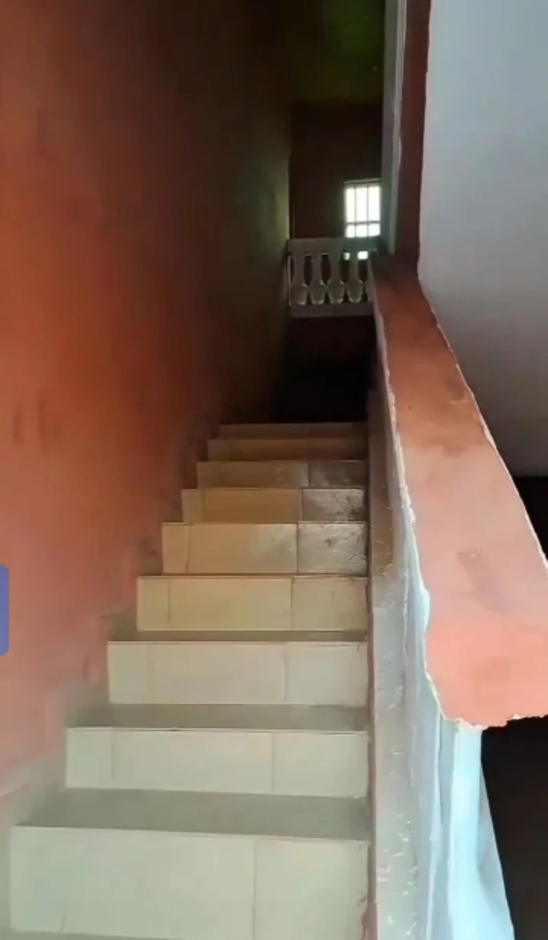 3 Bedroom Flat for Sale in Okpanam town, Delta - Image 3