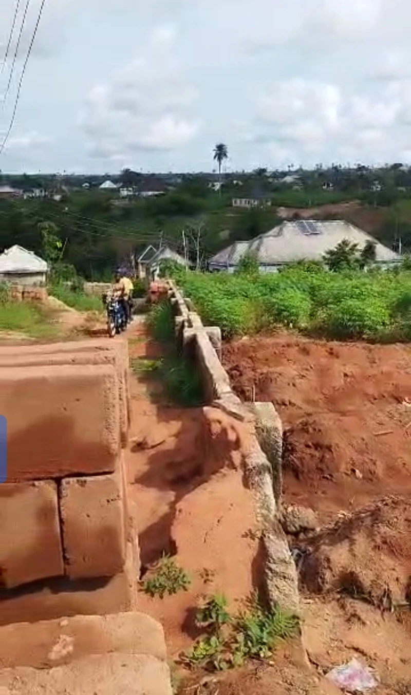 Land for Sale in Amachai Okpanam, Delta - Image 1