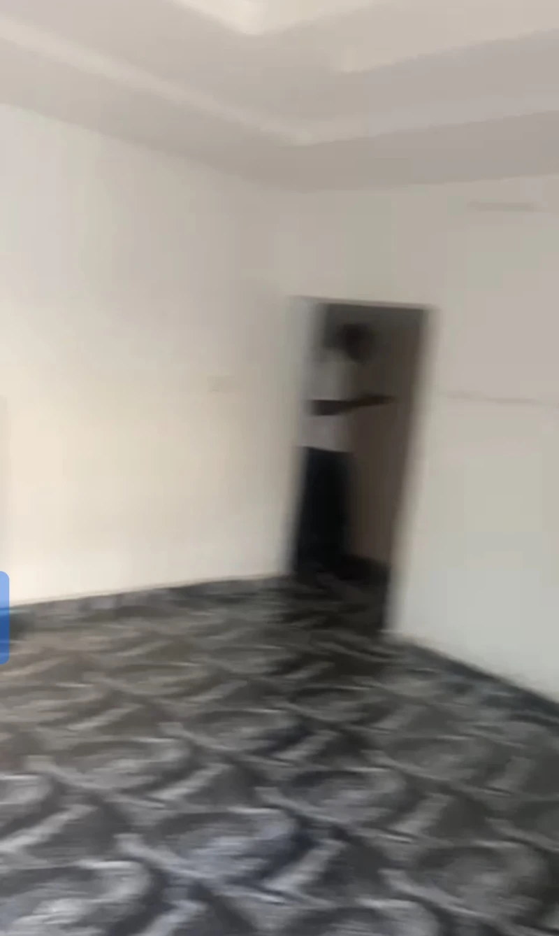 2 Bedroom Flat for Rent in Back of Hampton, Delta - Image 6