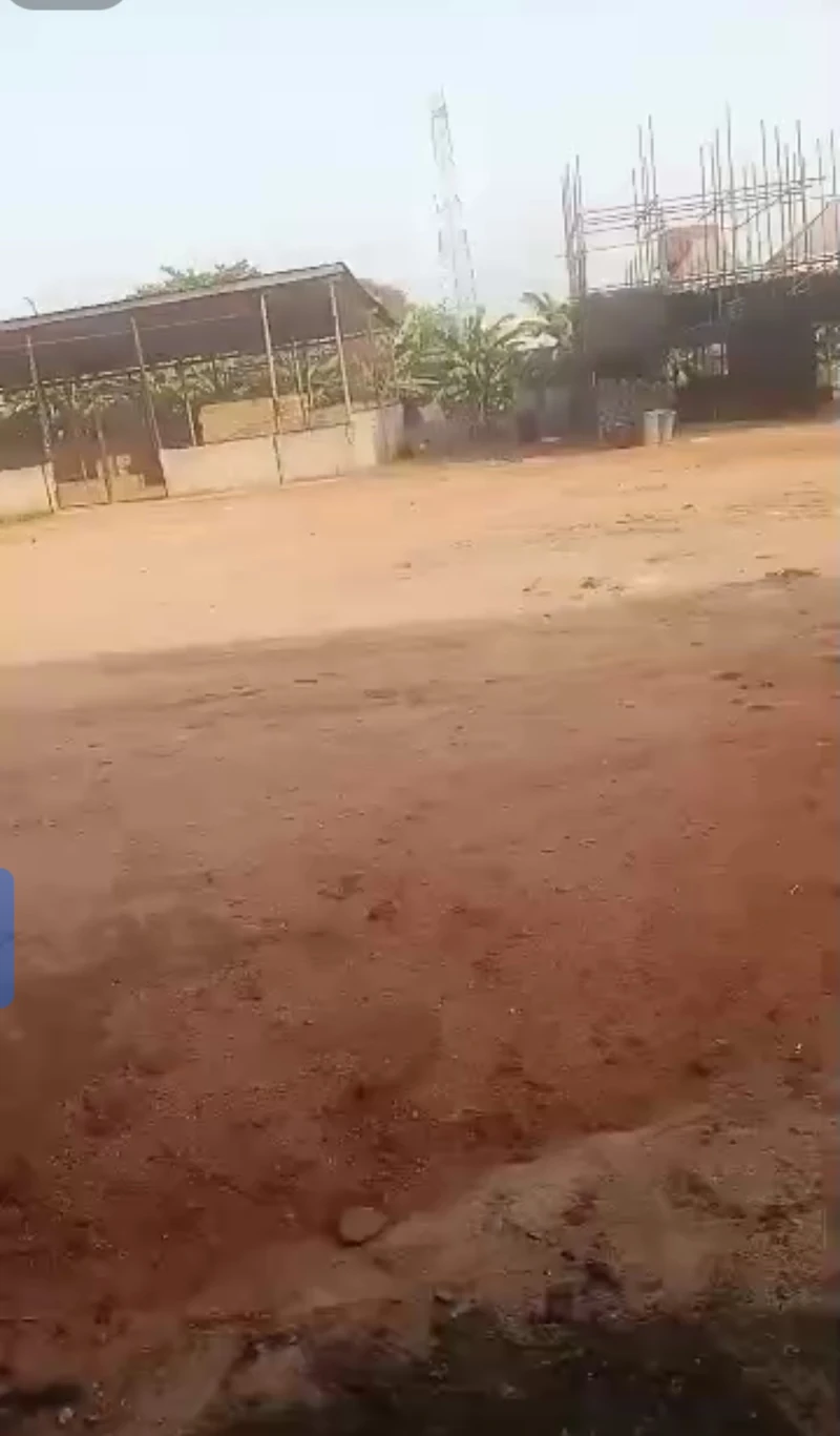 Ware House for Rent in MTN OFFICER EZENEI, Delta - Image 1