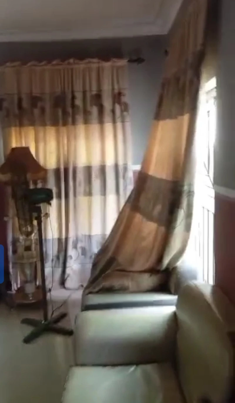 Duplex for Rent in Back of can akpu, Delta - Image 2