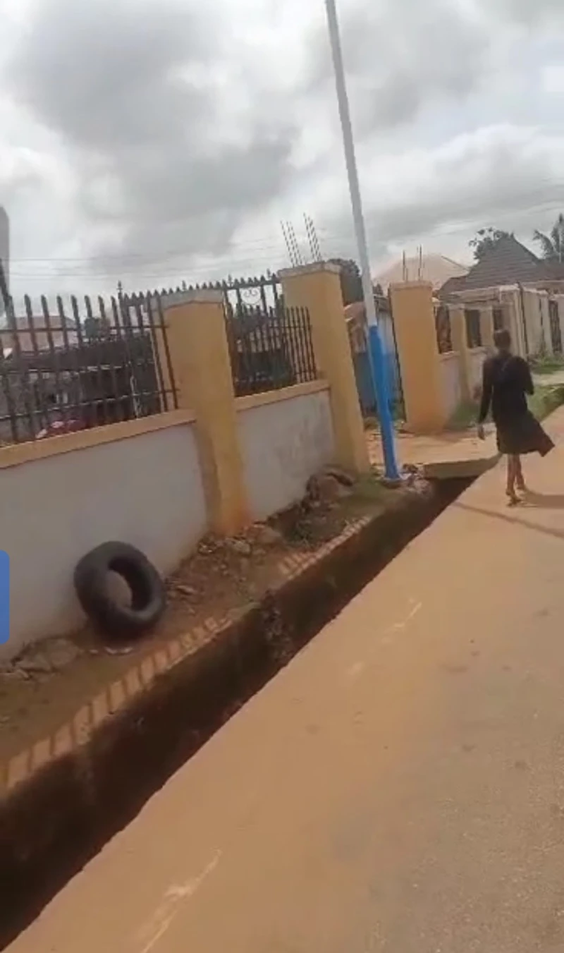 Land for Sale in opposite standard life road by Jesus, Delta - Image 1