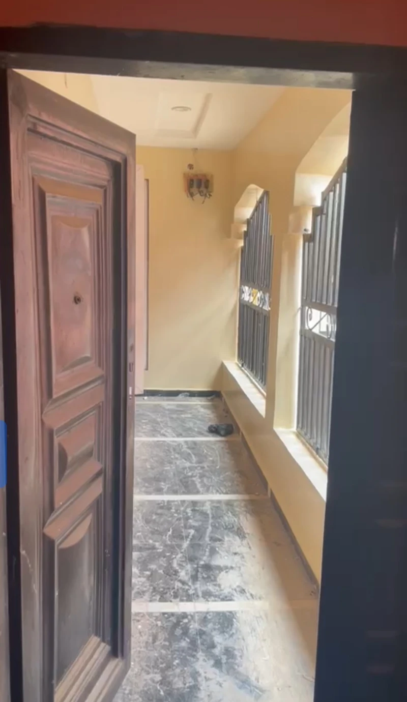 2 Bedroom Flat for Rent in Kingdom Hall, Delta - Image 1