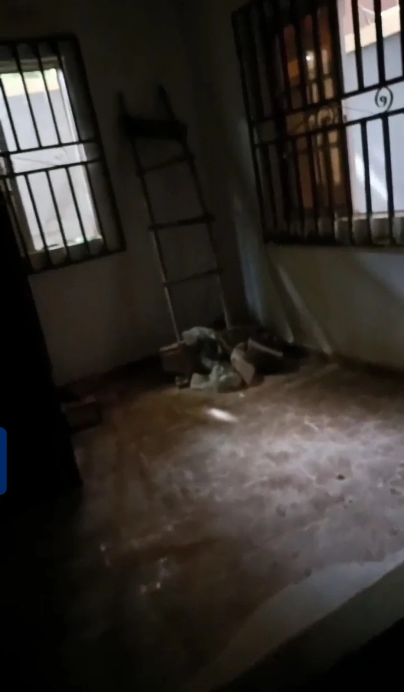 2 Bedroom Flat for Rent in Okpanam road, Delta - Image 1