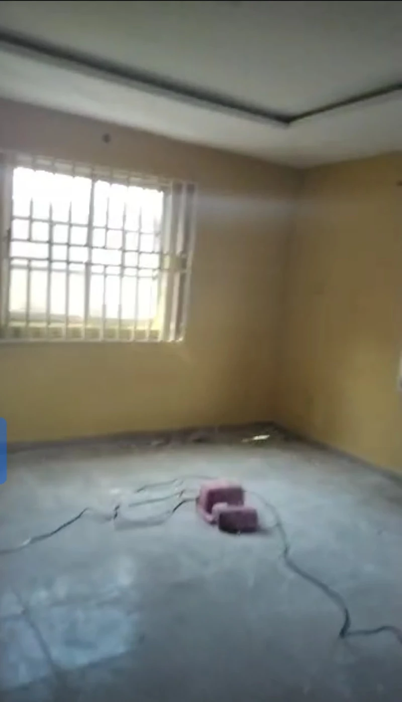 3 Bedroom Flat for Rent in Redeem /American axis, Delta - Image 1
