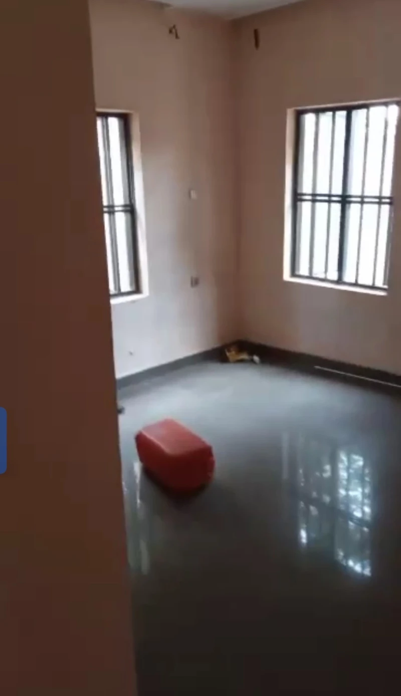Duplex for Rent in Back of winner headquarters, Delta - Image 2