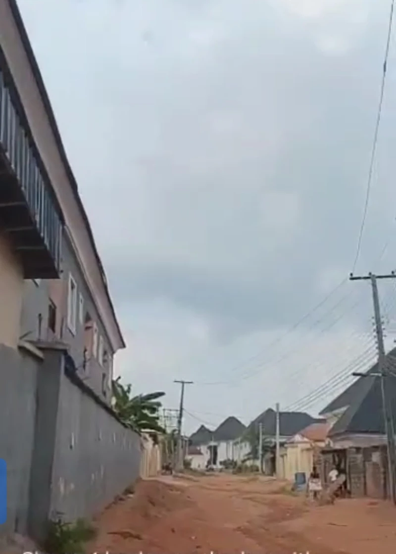 Duplex for Sale in Back of HAMTON Hotel, Delta - Image 2