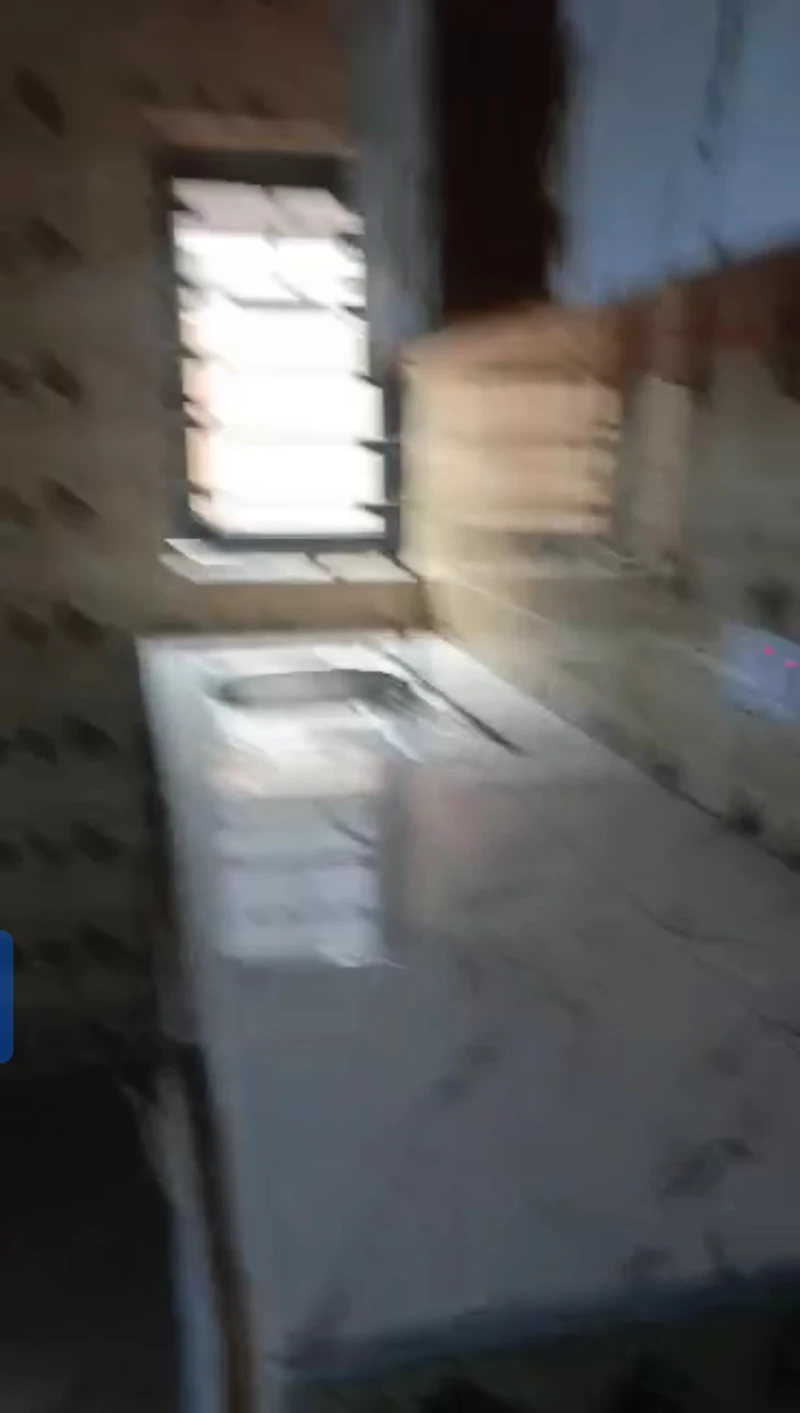 2 Bedroom Flat for Rent in Okpanam town, Delta - Image 2