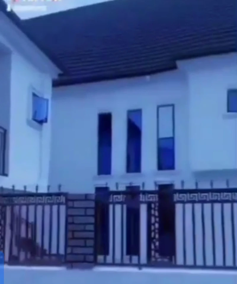 4 Bedroom Flat for Sale in Opposite Okpanam city gate, Delta - Image 5