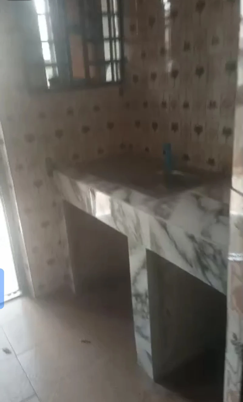 1 Bedroom Flat for Rent in Okpanam town, Delta - Image 1