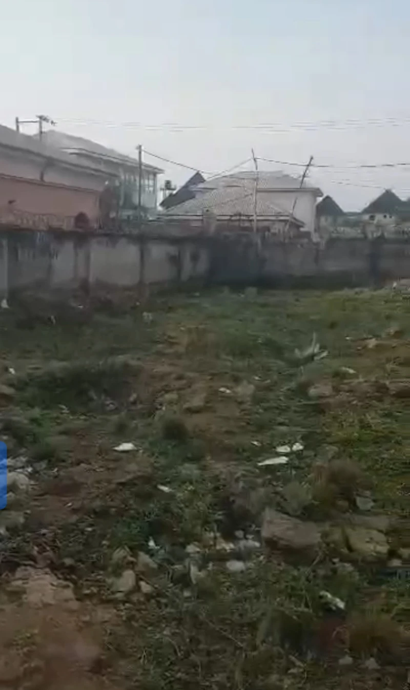 Land for Sale in Opposite government house, Delta - Image 2