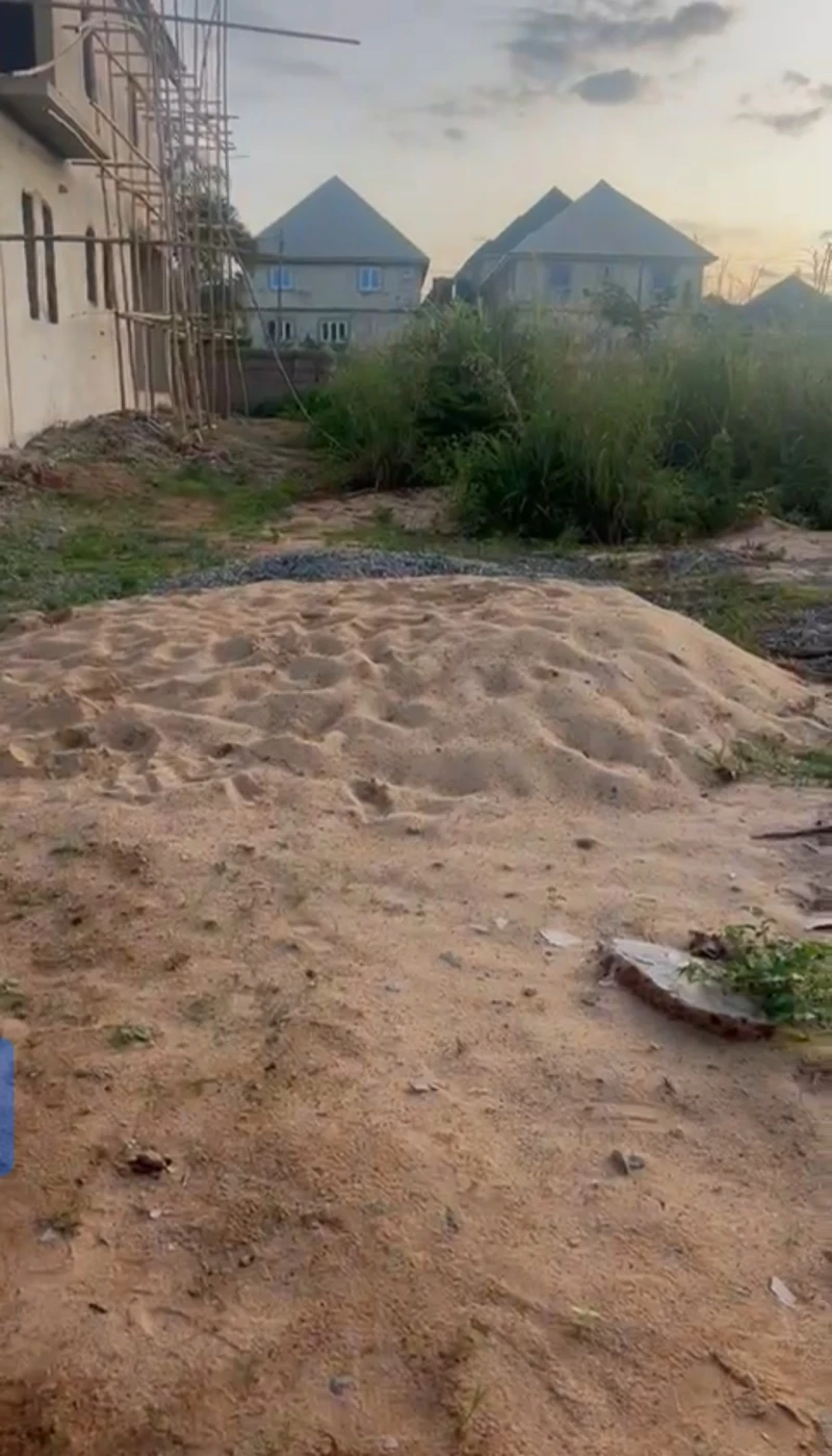 Land for Sale in Nwawolor, Delta - Image 1