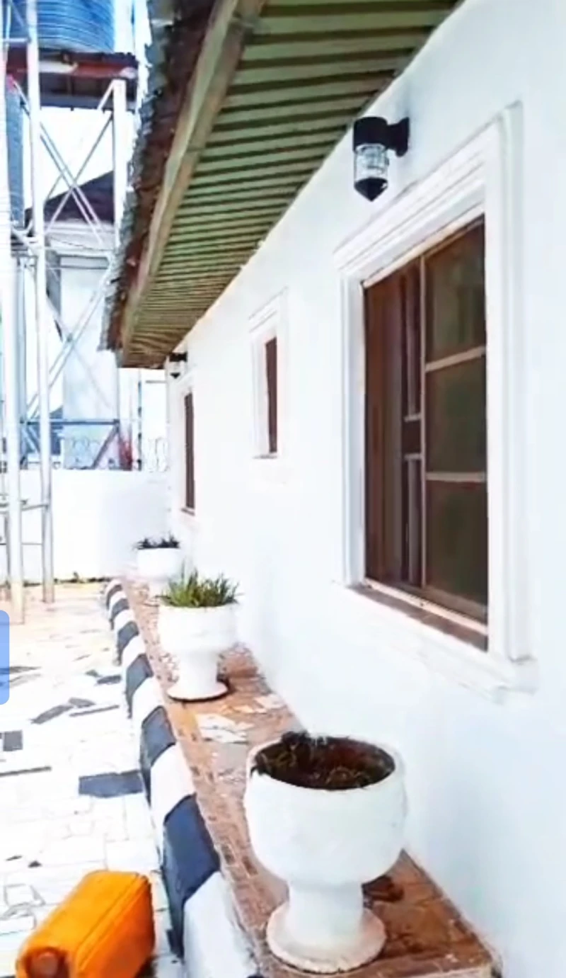 3 Bedroom Flat for Sale in Off okpanam Road, Delta - Image 6