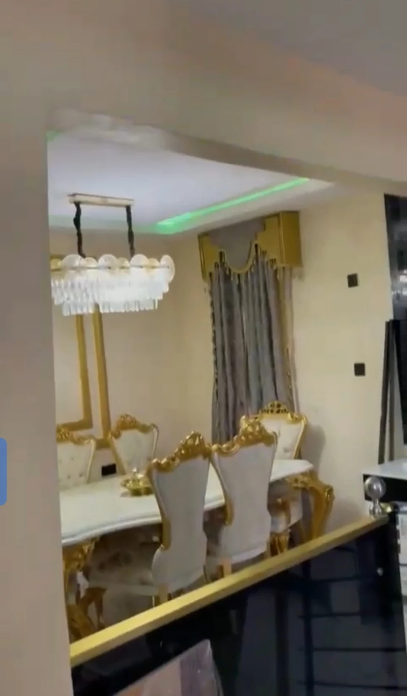4 Bedroom Flat for Sale in Ibuzor road, Delta - Image 2
