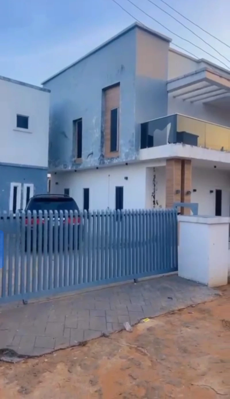 Duplex for Sale in Villa ibusa, Delta - Image 2