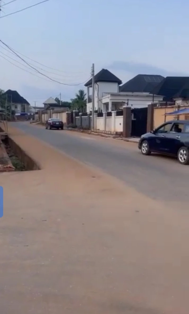 1 Bedroom Flat for Sale in Back of general Hospital, Delta - Image 2