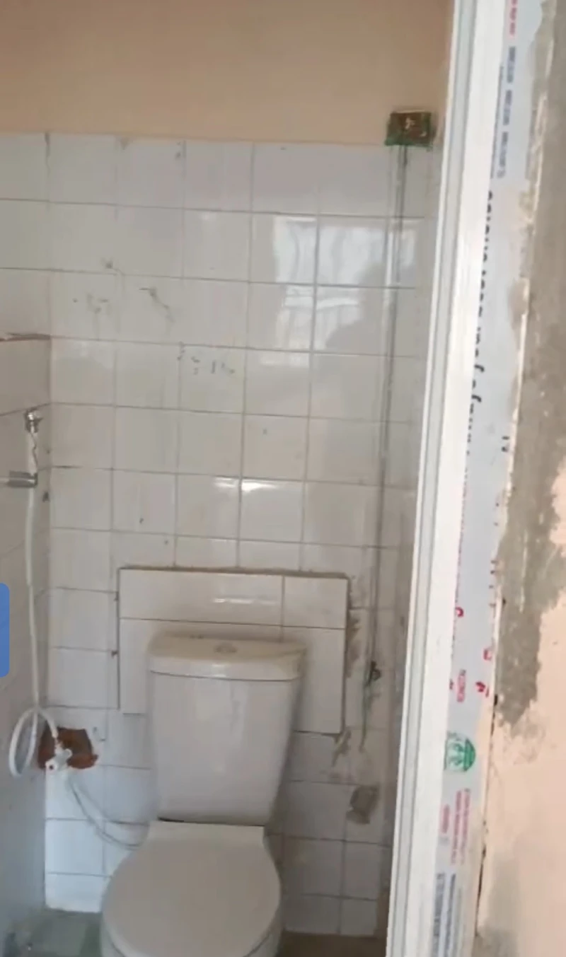 3 Bedroom Flat for Sale in ANWAI ROAD, Delta - Image 5