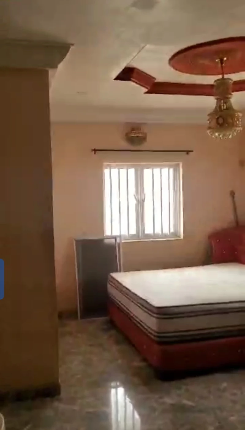 Duplex for Sale in Okpanam, Delta - Image 1