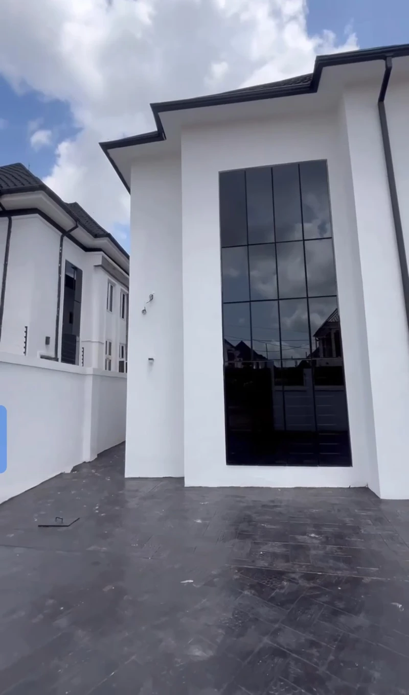 Duplex for Sale in Federal housing estate, Delta - Image 6