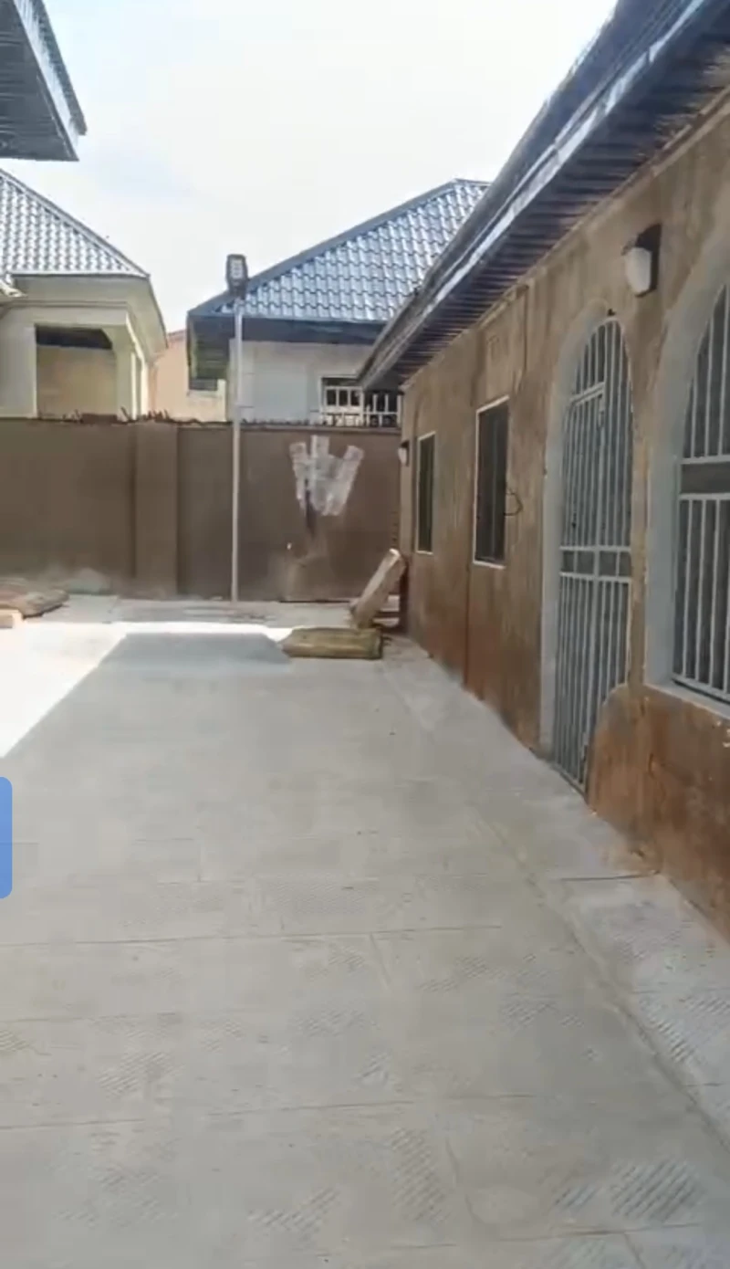 3 Bedroom Flat for Sale in ANWAI ROAD, Delta cover picture