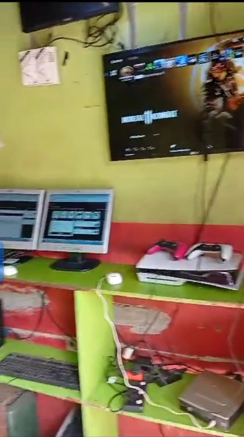 Store for Sale in Nnebisi Road, Delta
