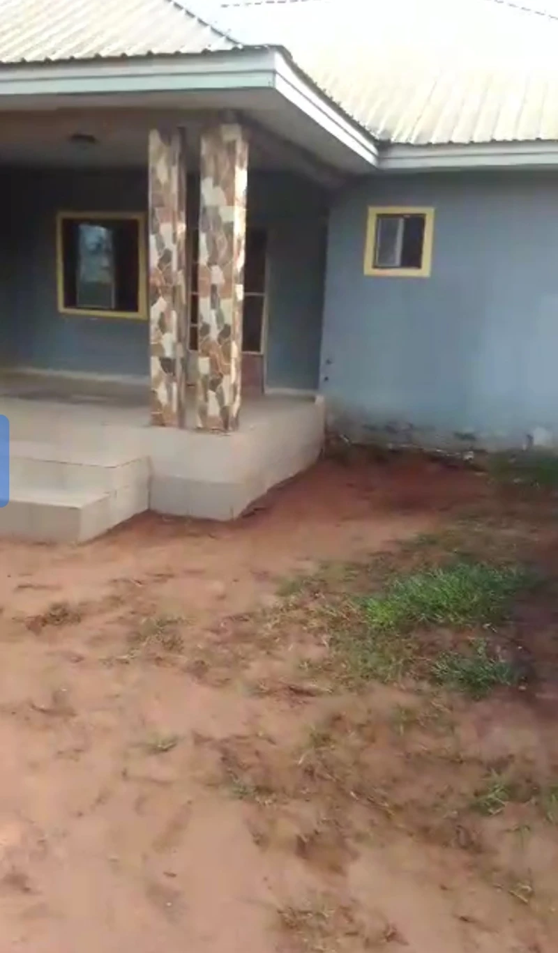 3 Bedroom Flat for Sale in Opposite general Hospital, ibusa, Delta cover picture