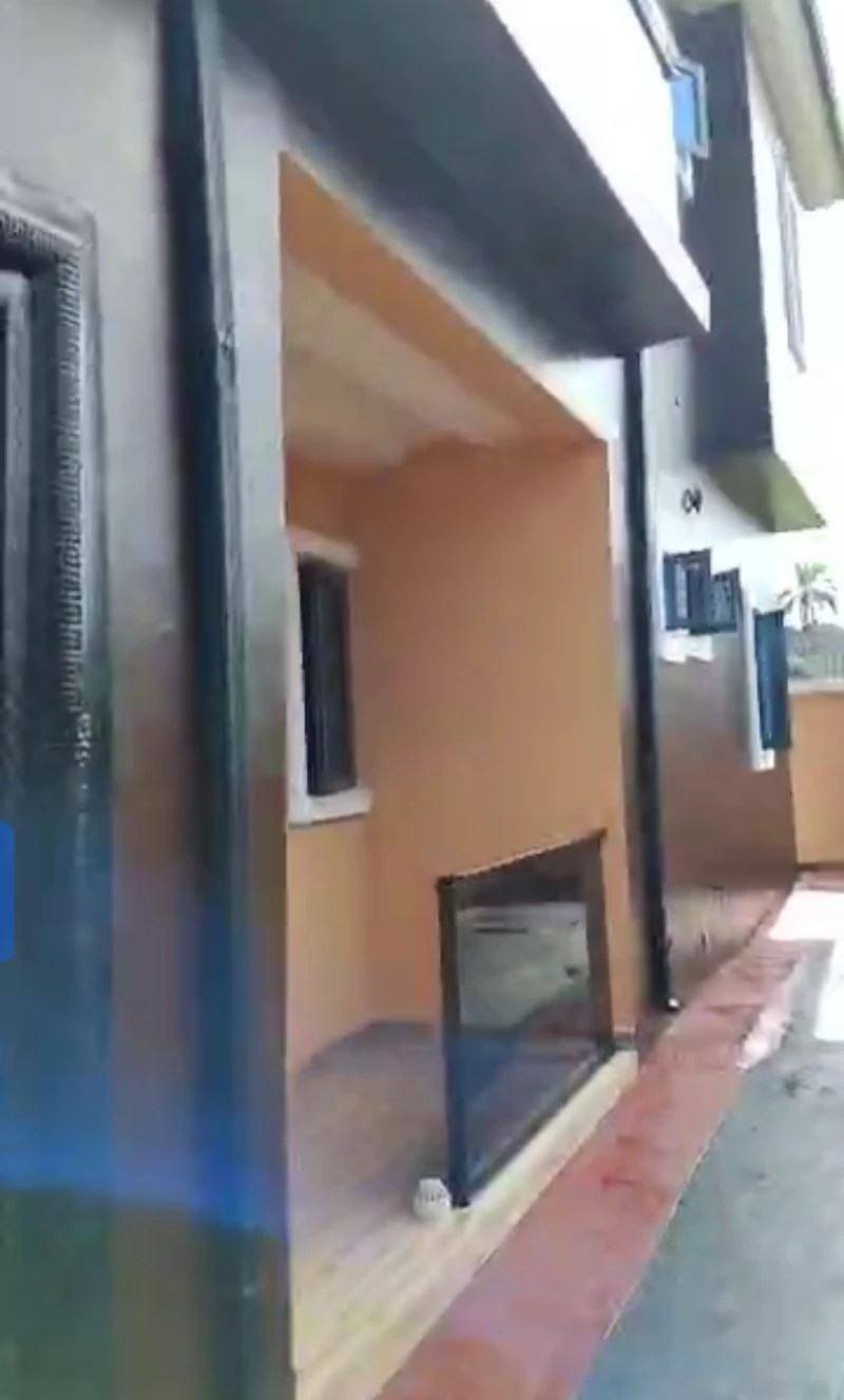 2 Bedroom Flat for Rent in Okpanam, Delta cover picture