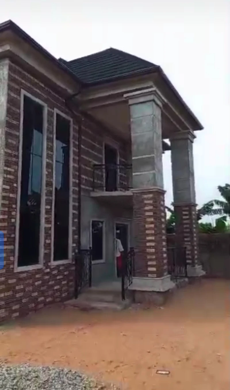 Duplex for Sale in Okwe by police post, Delta