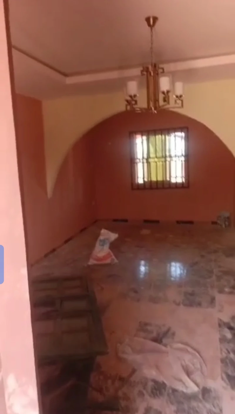 2 Bedroom Flat for Rent in Okpanam, Delta cover picture