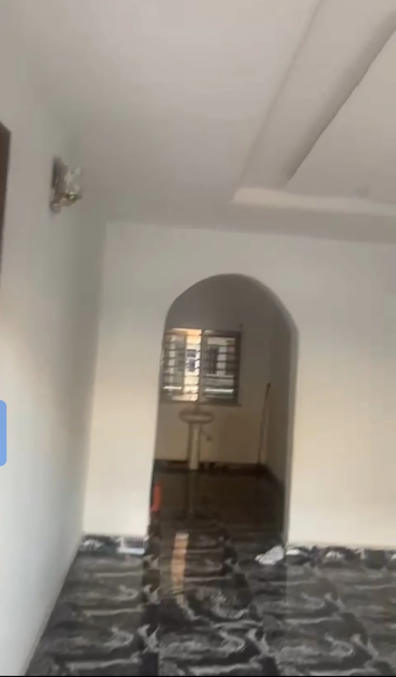 2 Bedroom Flat for Rent in Back of Hampton, Delta cover picture